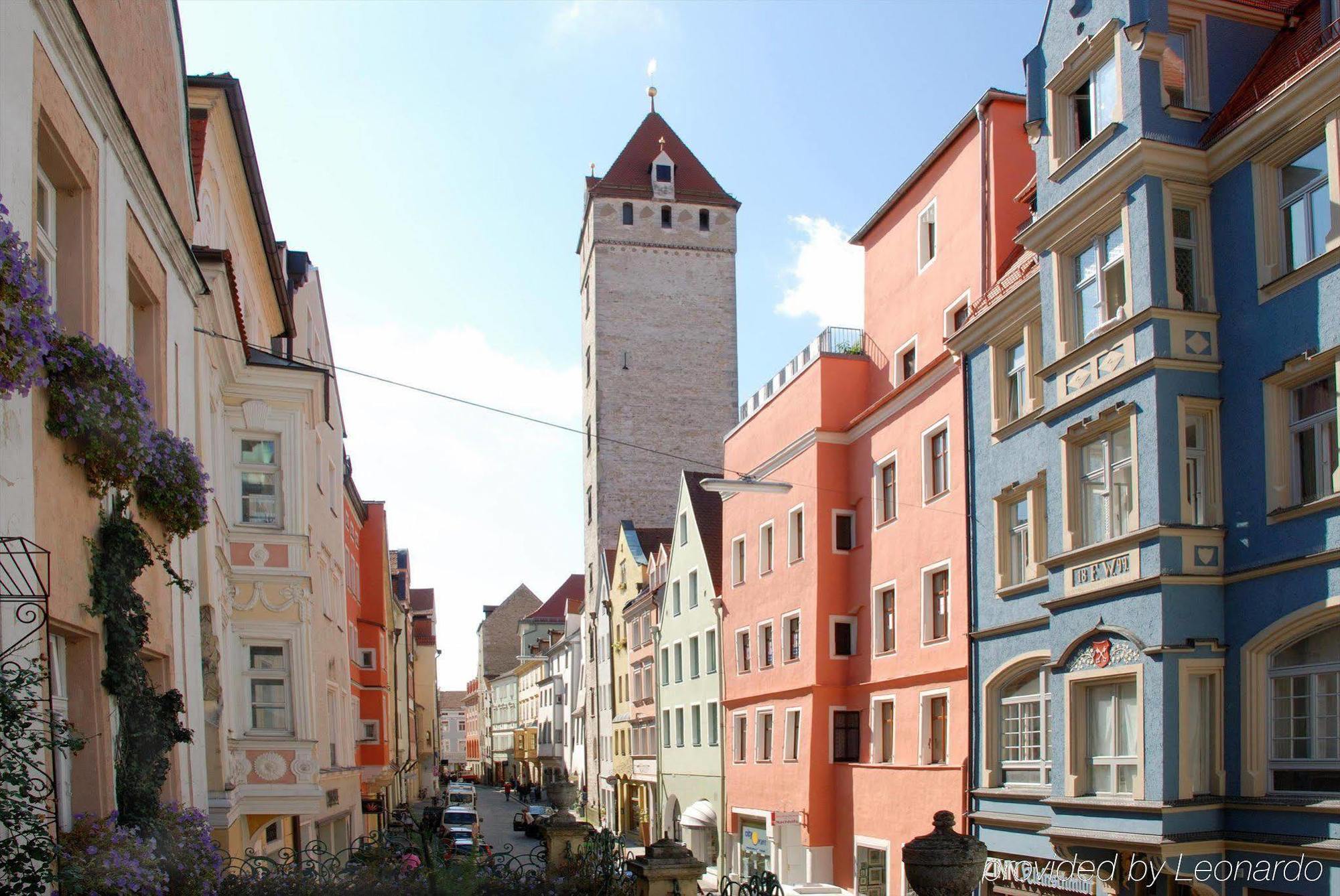 Hotel Orphée - Großes Haus Ratisbona Exterior foto